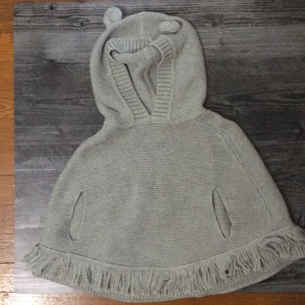 GUC GAP poncho size 3